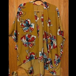 NWOT Yellow Kimono / Cardigan